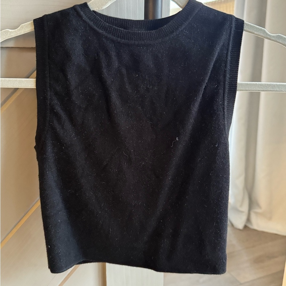 Black Zara crop top